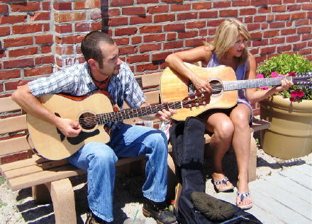 compomusic08060501.jpg