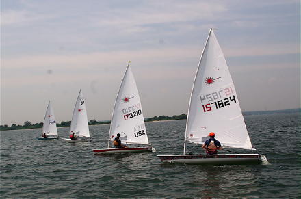 sailinglarry06240502.jpg