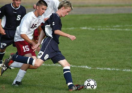 shssoccer09270401.jpg