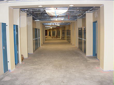 staplesconstruction10040401.jpg