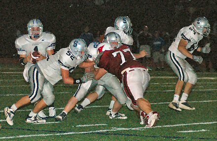 staplesfootball09170402.jpg