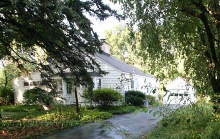 27 Long Lots Lane, Westport, CT 06880
